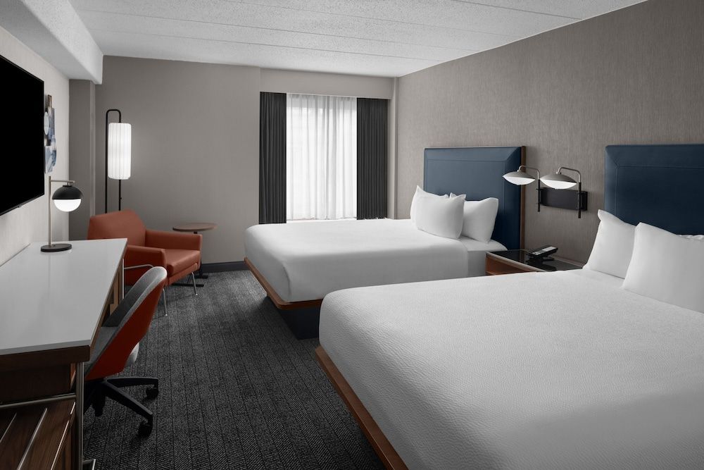 undefined Courtyard by Marriott Pittsburgh University Center