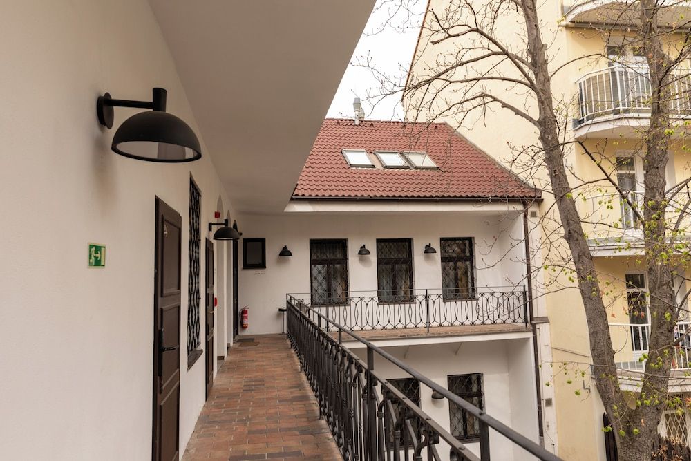 undefined Sir Toby's Midtown - Hostel 9