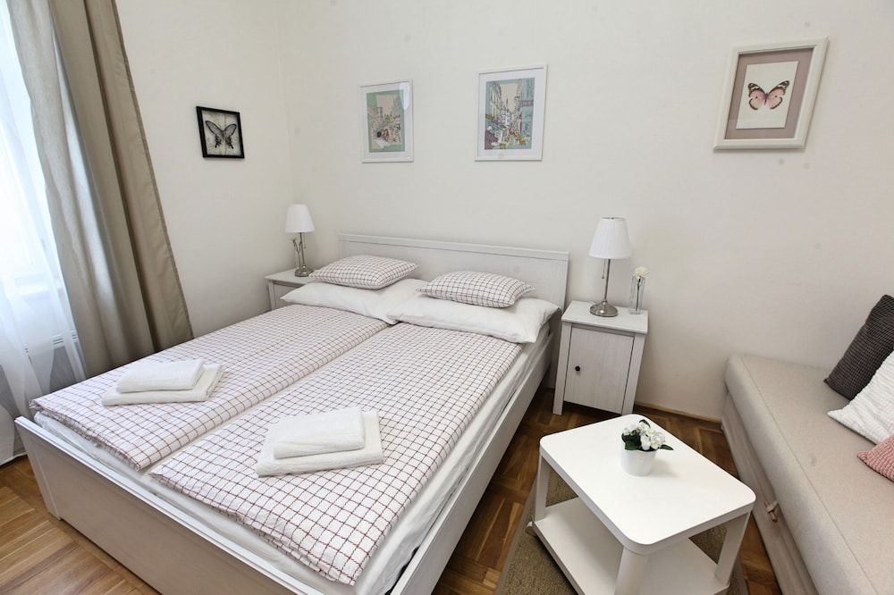 undefined Angel City Apartments 3