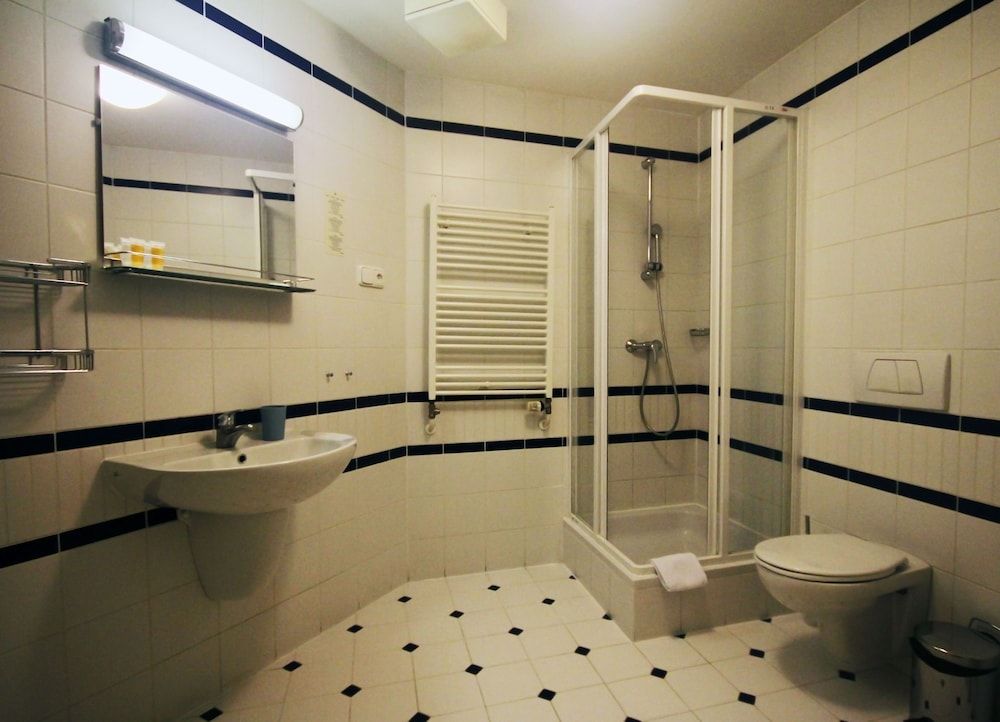 Sibelius Apartments Standard Apartment, 1 Bedroom, Non Smoking, City View 5