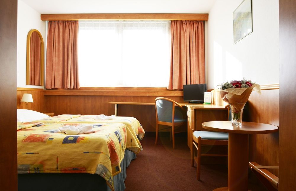 Hotel Olympik Standard Double or Twin Room 5