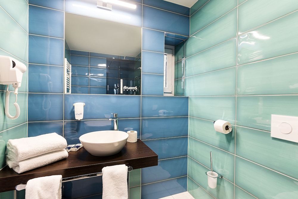 Hotel Atlantis Double or Twin Room (Plus) 11
