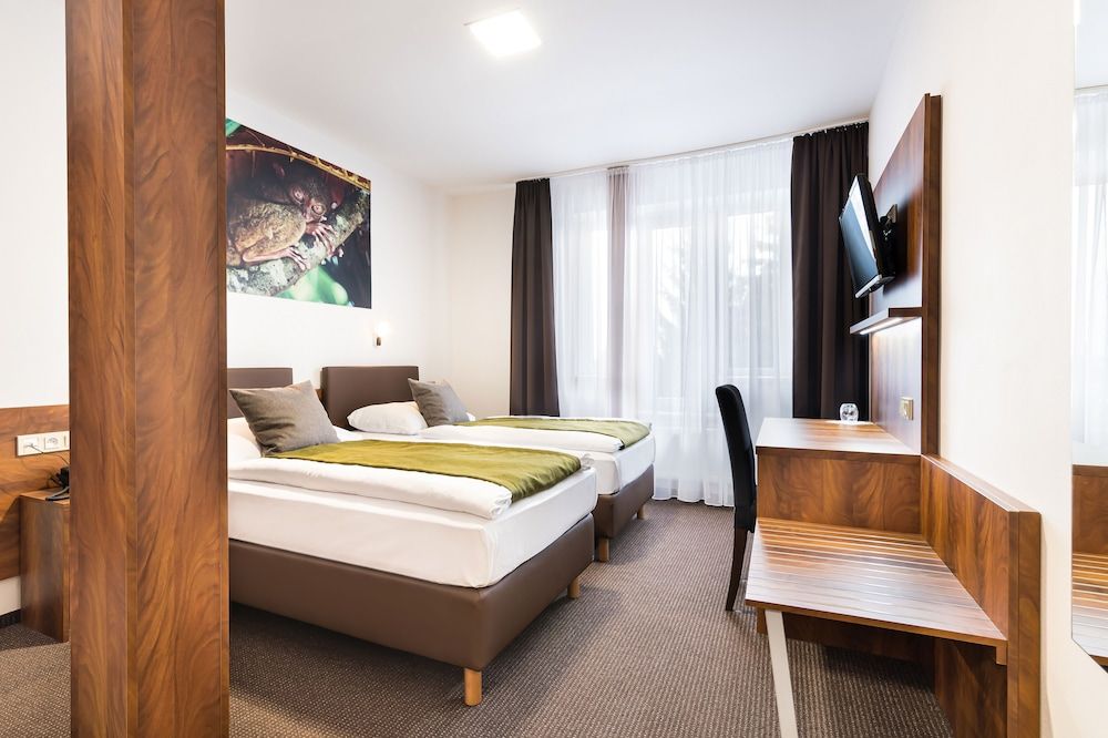 Hotel Atlantis Double or Twin Room (Plus) 9