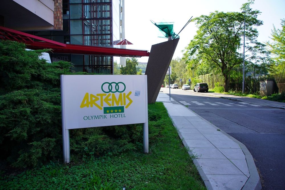 undefined Hotel Tristar 3