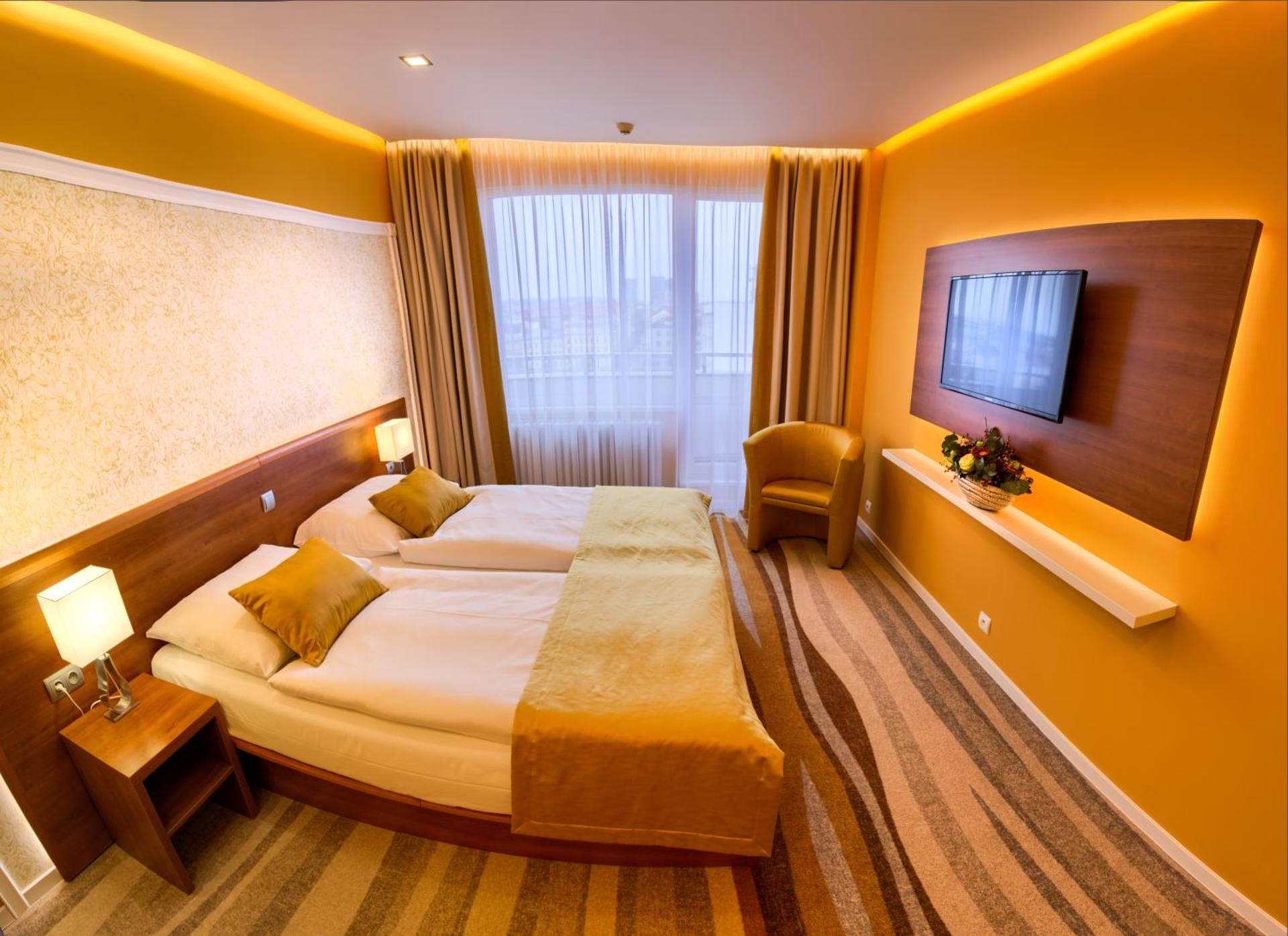 Avanti Hotel Brno Premium Double or Twin Room with Access to public Relax Center 2