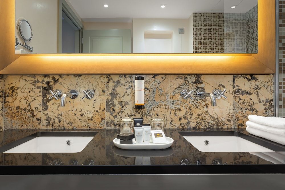 undefined Hotel Royal Prague 10