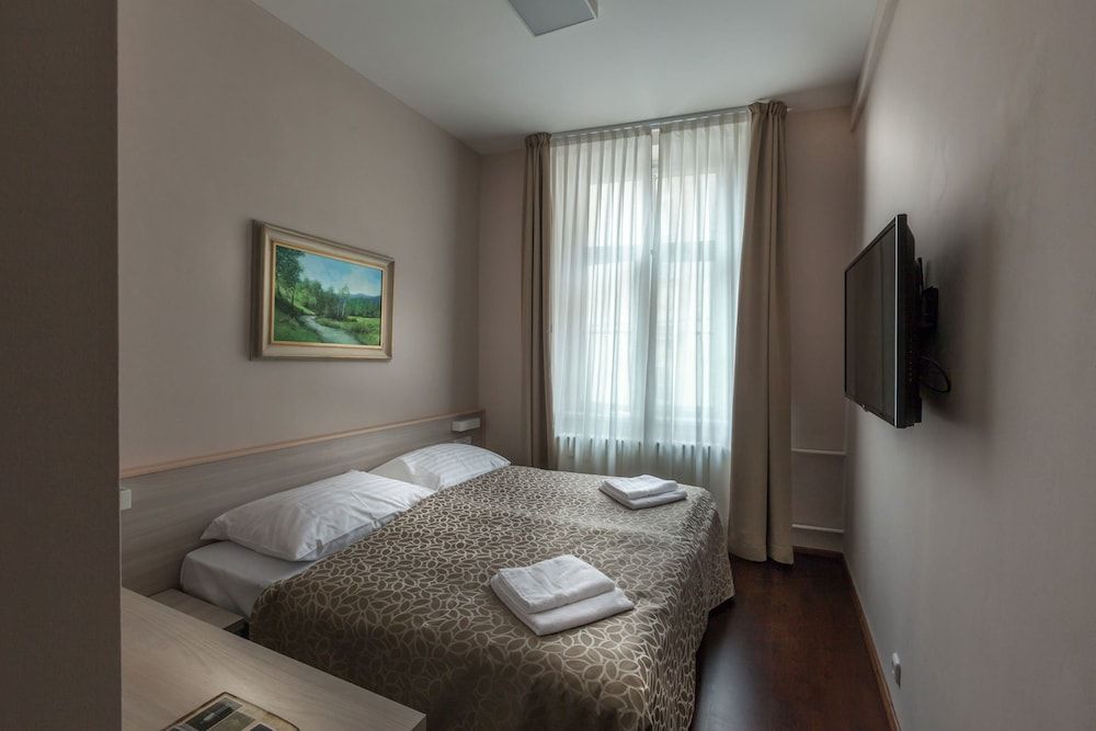 Boutique Residence by Little King Standard Double Room 2