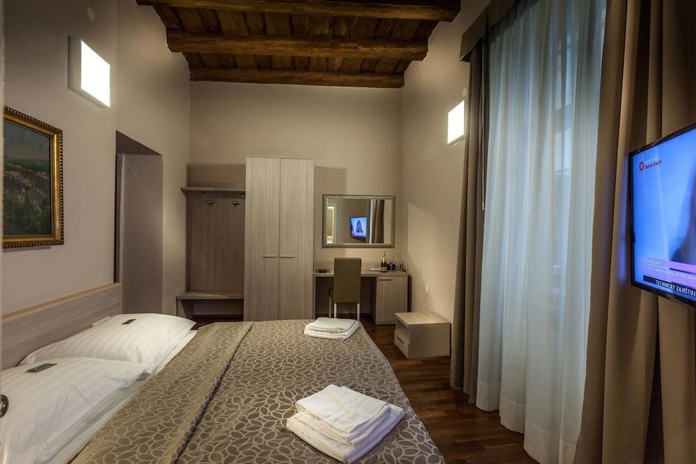 Boutique Residence by Little King Standard Double Room 15