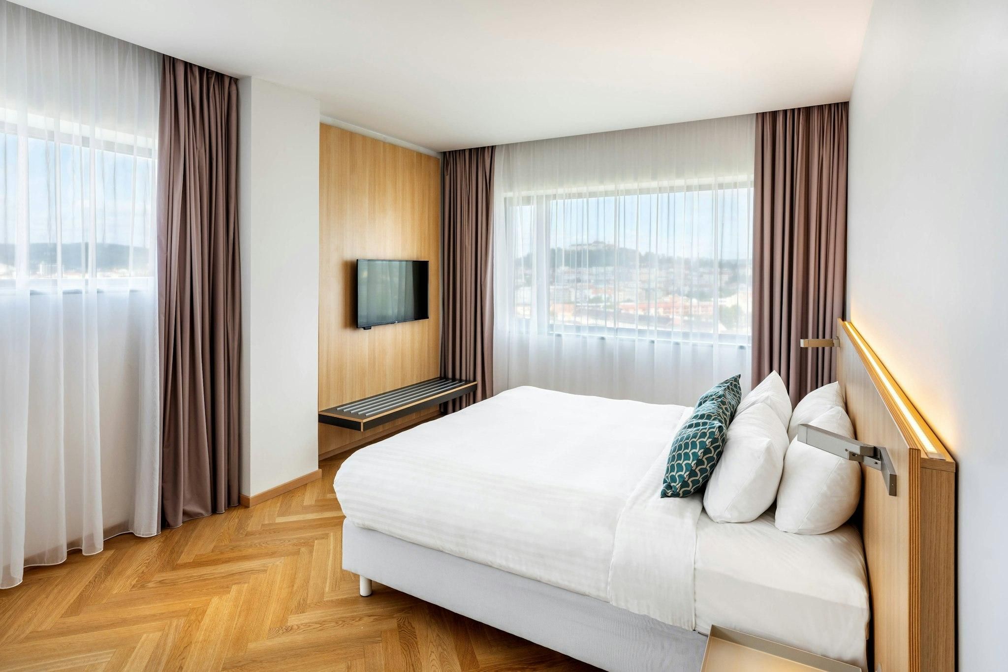 undefined Courtyard by Marriott Brno 10