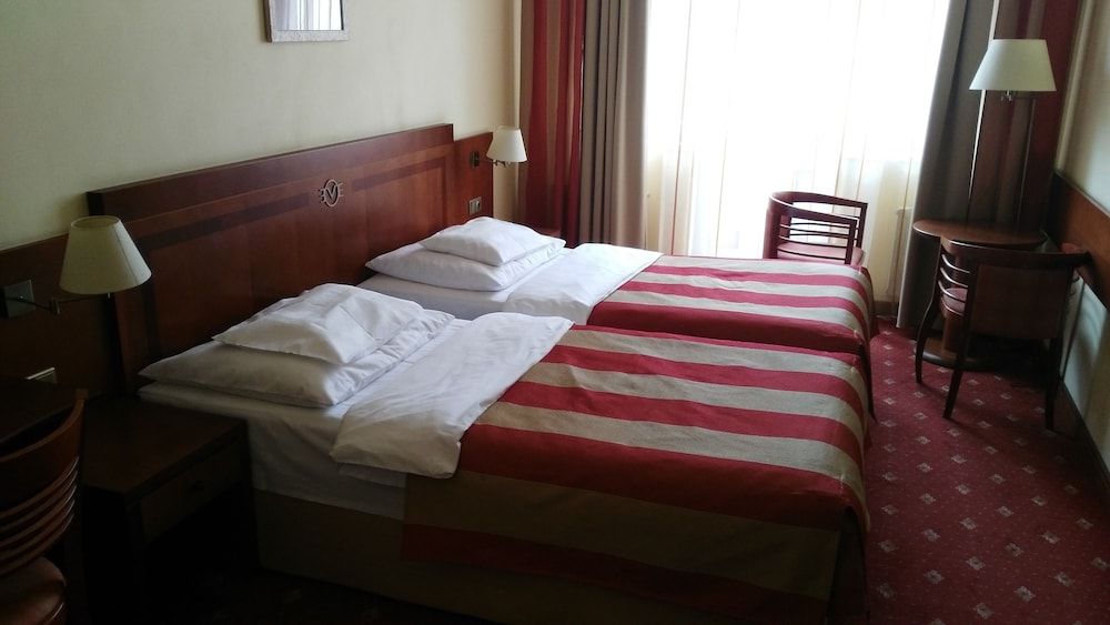 undefined Hotel Villa 9