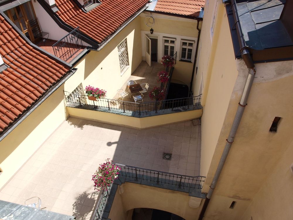 undefined Hotel King George 3