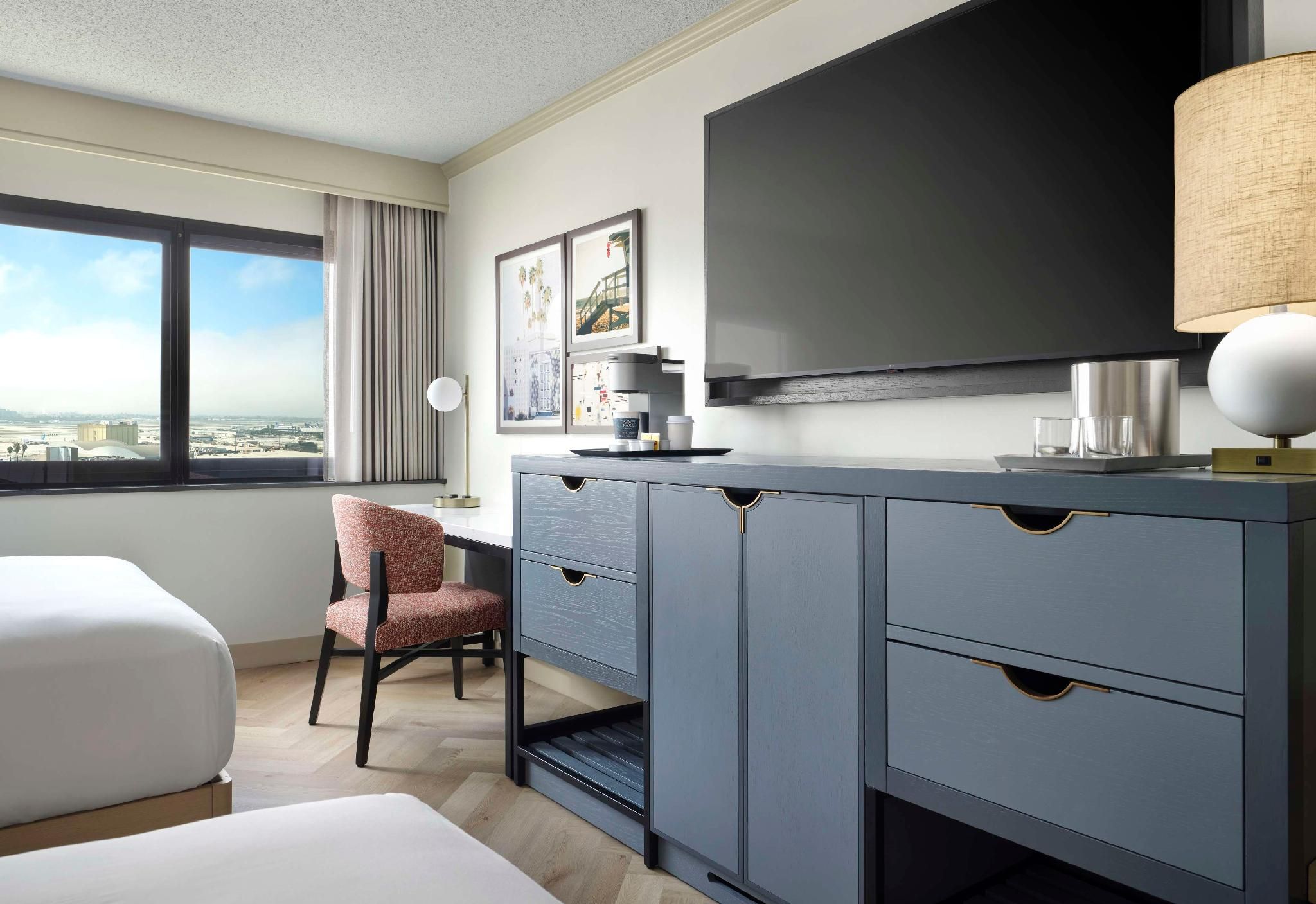 undefined Sonesta Los Angeles Airport LAX 9