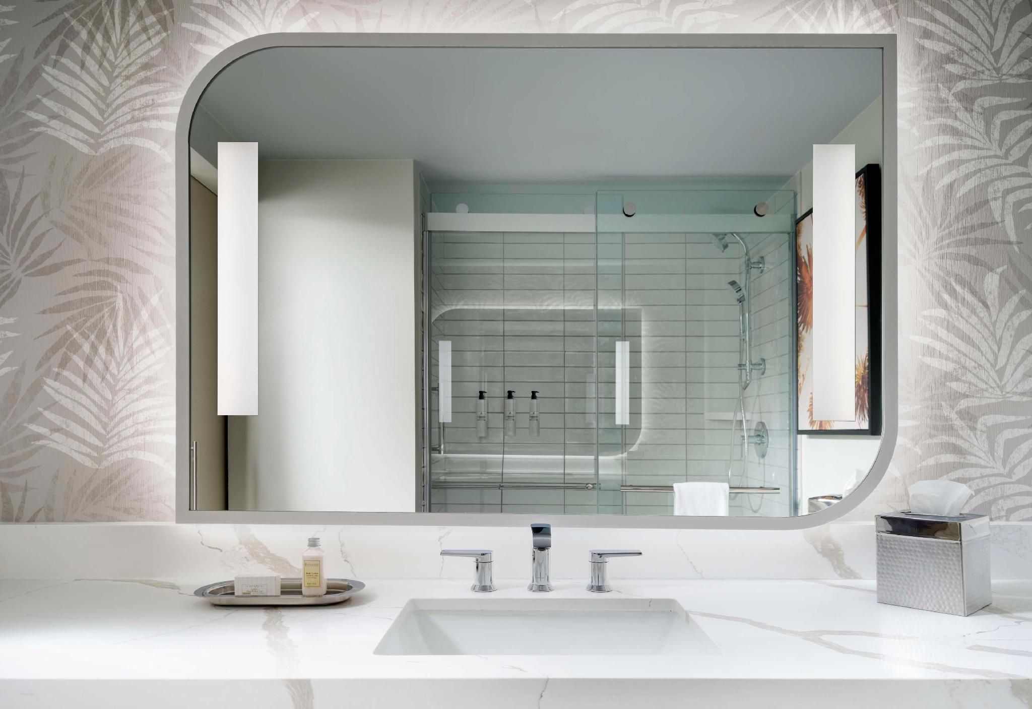 Preferred - Two Queens - Mobility/Hearing Accessible - Roll-In Shower