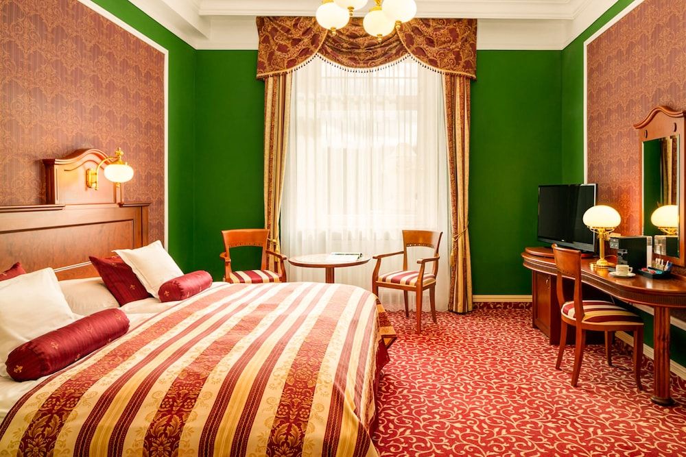 Spa Hotel Imperial Superior Triple Room (Wellness and Fitness access) 2