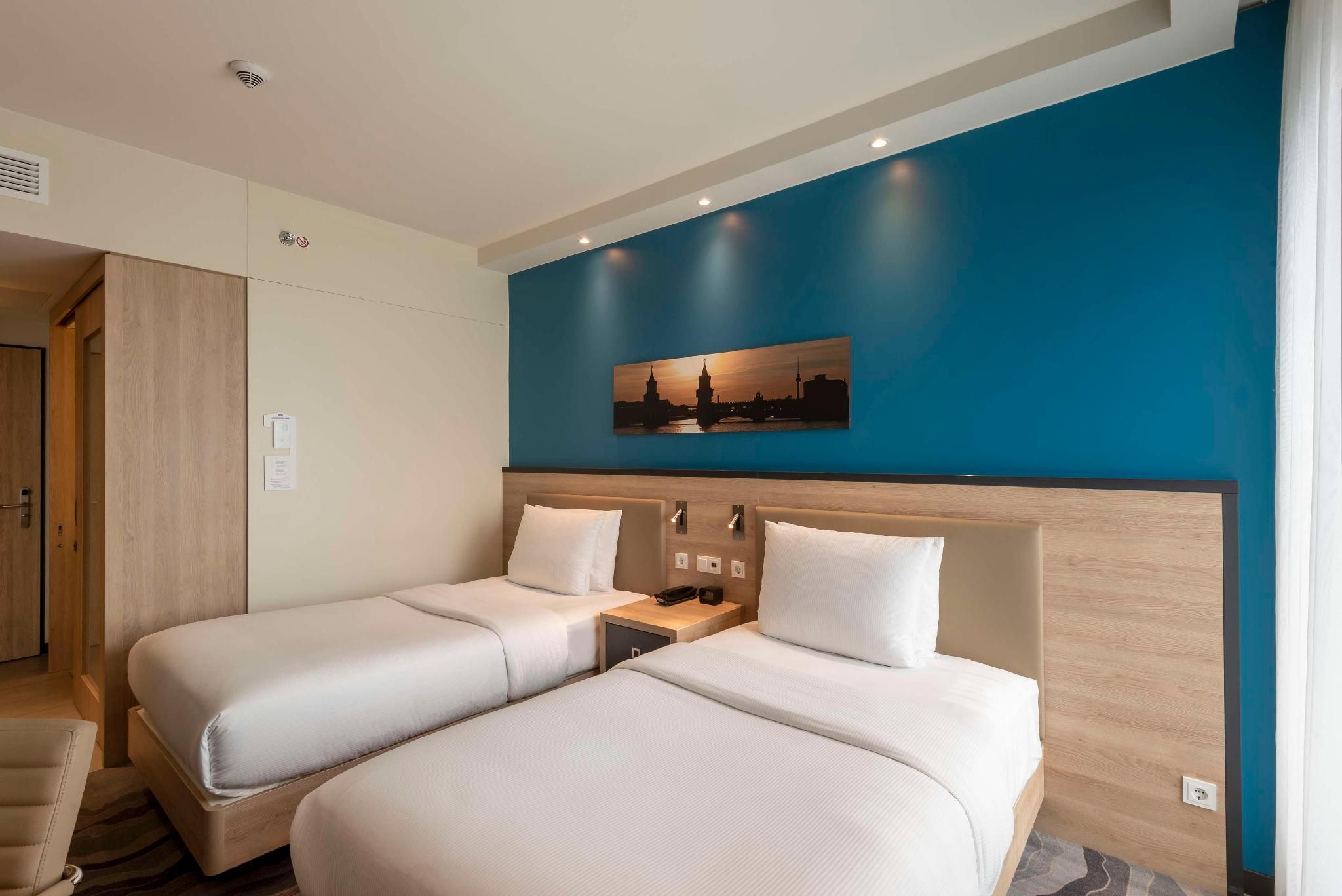 undefined Hampton By Hilton Berlin City Centre Alexanderplatz 8