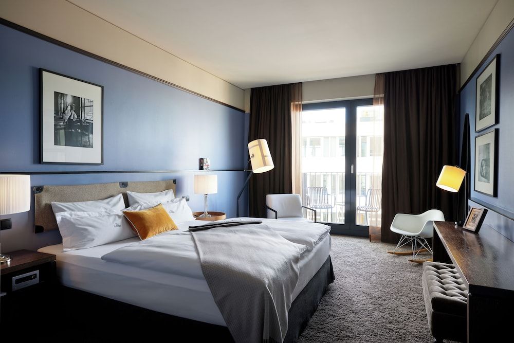 undefined The George Hotel 3