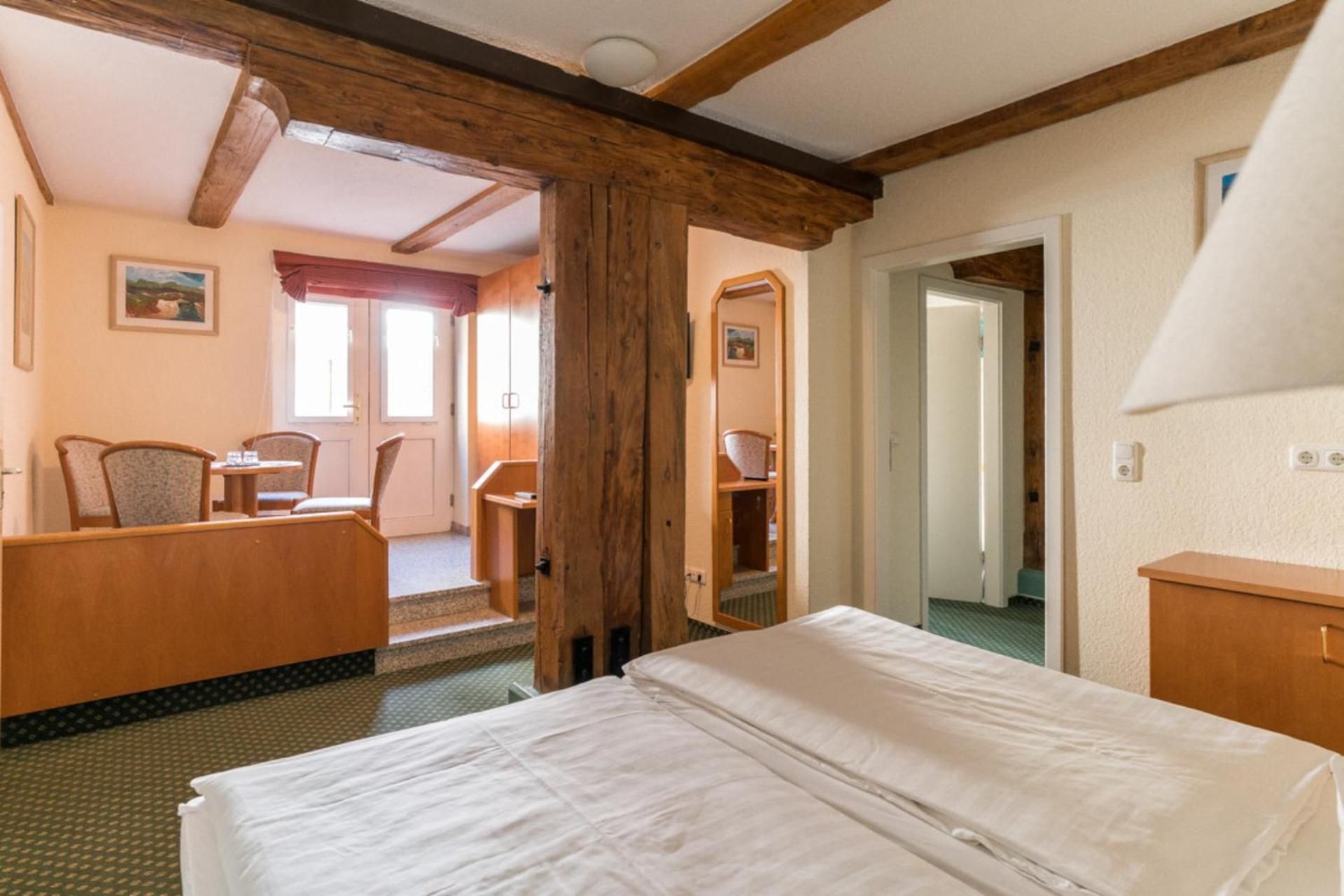 Family Room (3 Adults)