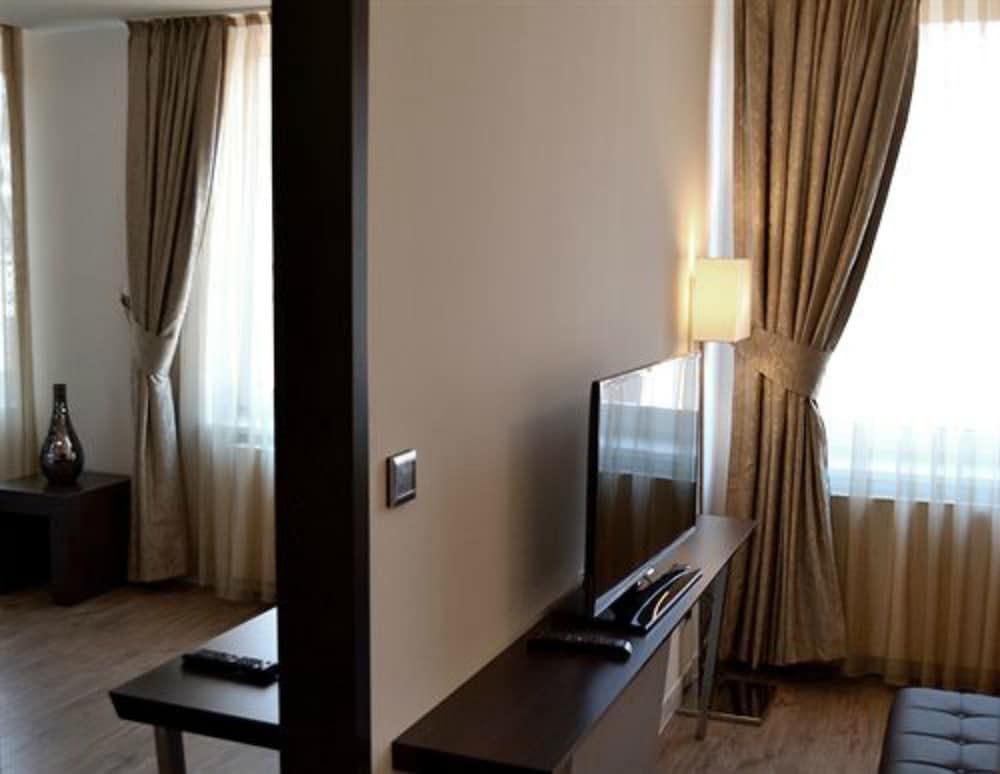 undefined Hotel Vier Jahreszeiten Berlin City 7