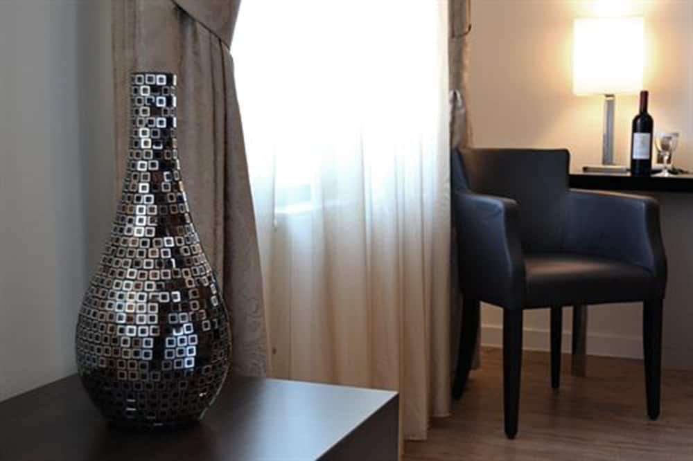 undefined Hotel Vier Jahreszeiten Berlin City 5