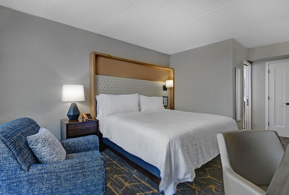 Suite, 1 King Bed