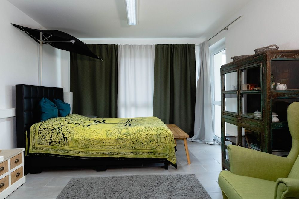 Apartment, Private Bathroom (Vivi)
