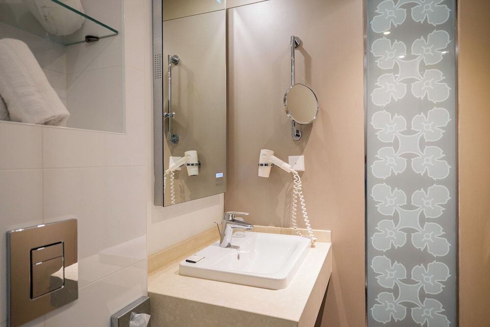 undefined Homaris West Side – Self- Check In 9