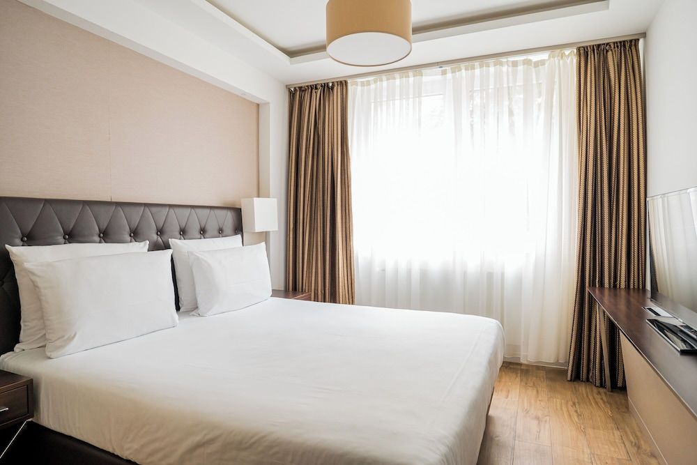 undefined Homaris West Side – Self- Check In 6