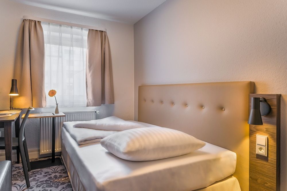 undefined Signature Hotel Astoria Hamburg 9