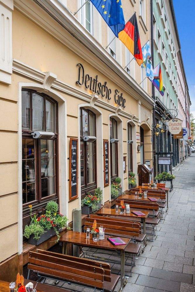 undefined Hotel Deutsche Eiche 6