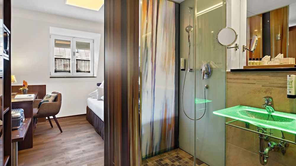 undefined Hotel Deutsche Eiche 5