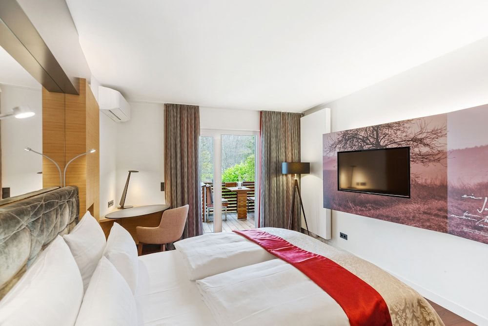 Romantik Hotel Landschloss Fasanerie Superior Double Room Single Use