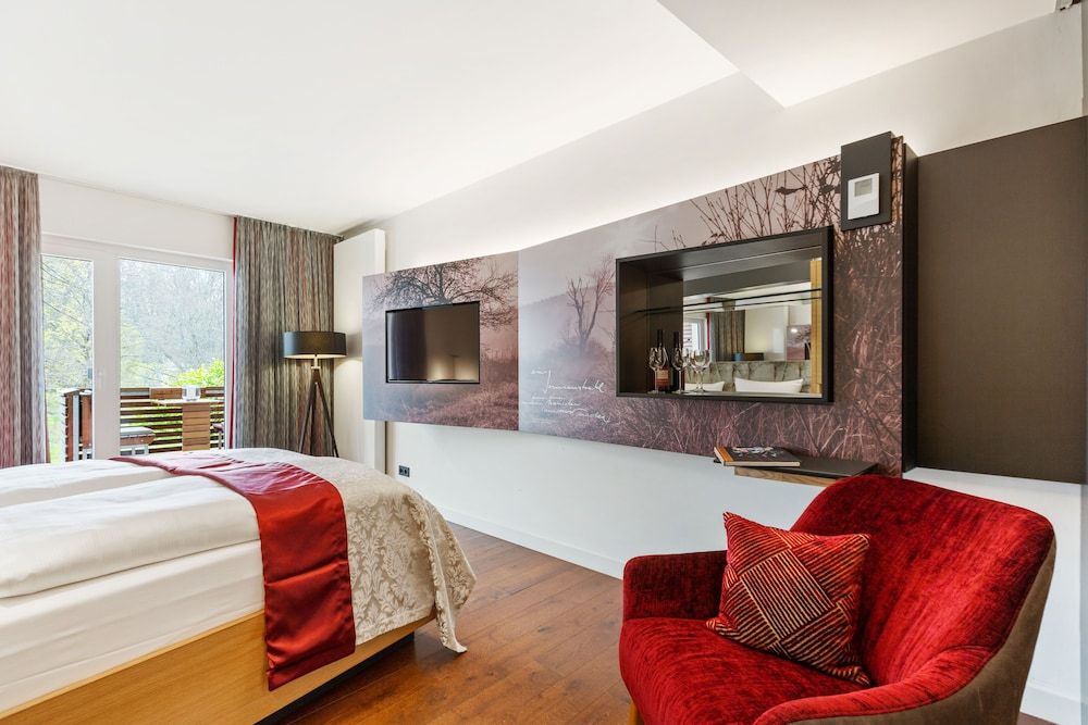 Romantik Hotel Landschloss Fasanerie Superior Double Room Single Use 2