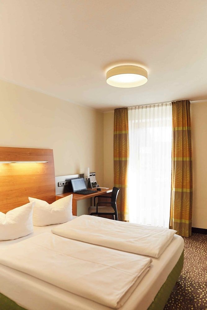 Hotel Restaurant Erber Economy Double Room, 1 Queen Bed, Non Smoking, Air conditioning 2