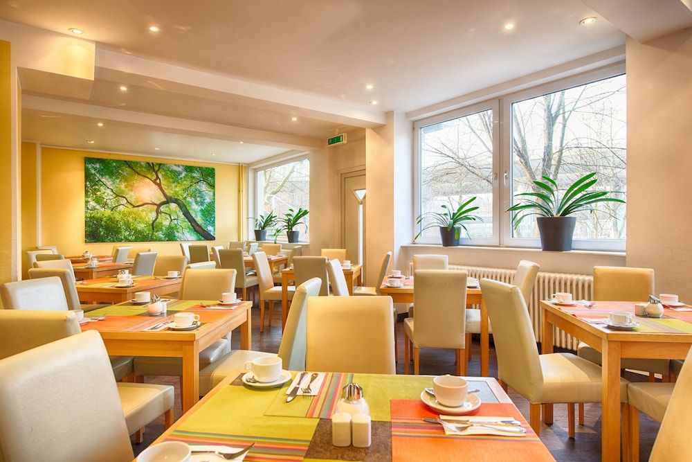 undefined enjoy hostel Berlin City West 8