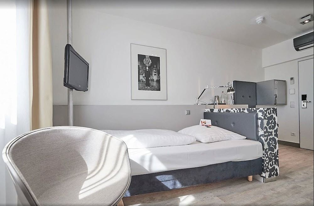 Hotel Amadeus Economy Single Room 2