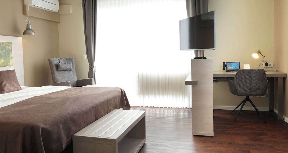 Best Western Hotel St. Michael Standard Room, 1 King Bed