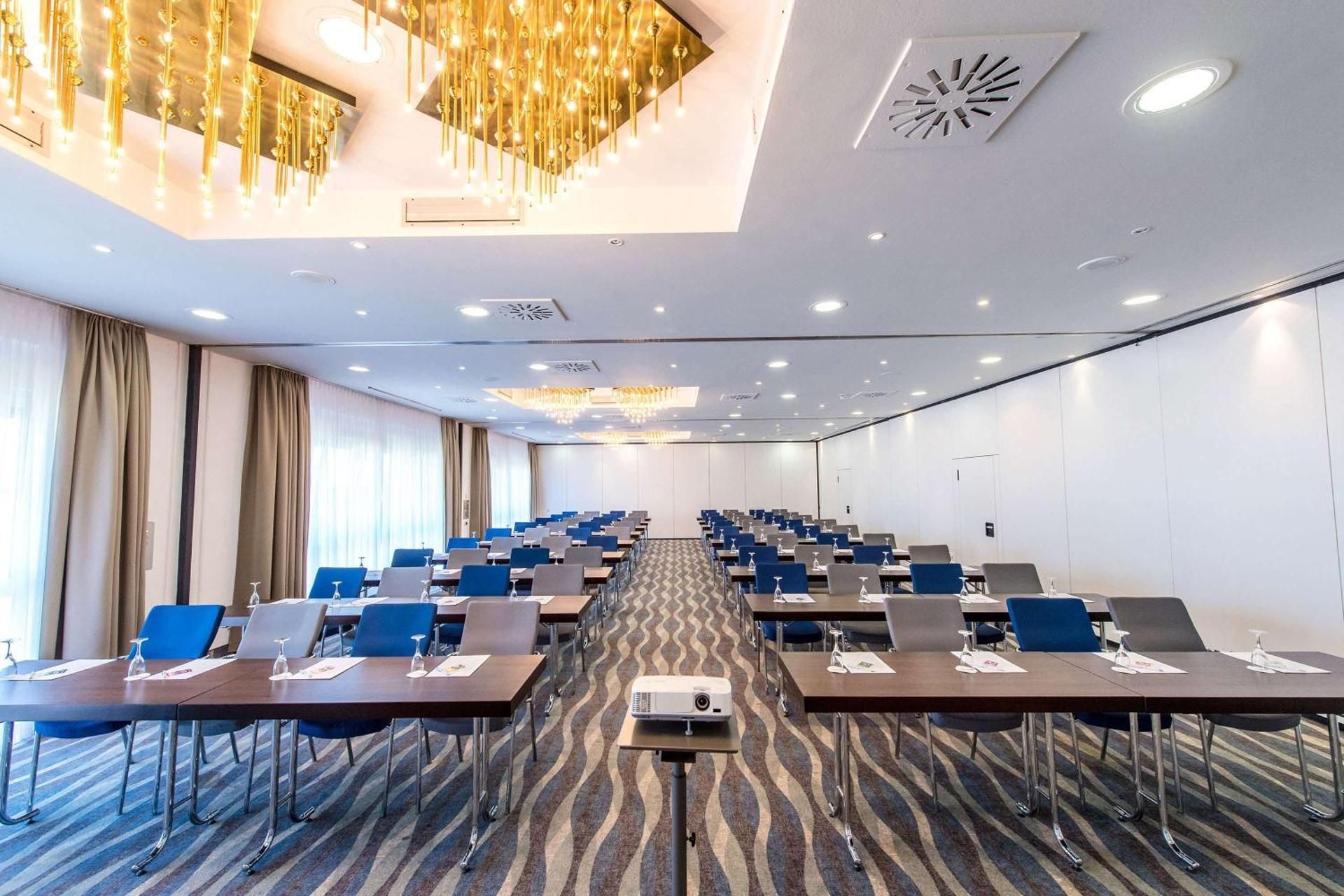 meeting room / ballrooms