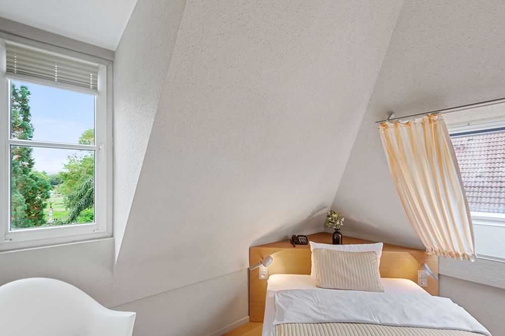 Hotel Rosengarten Economy Single Room 2