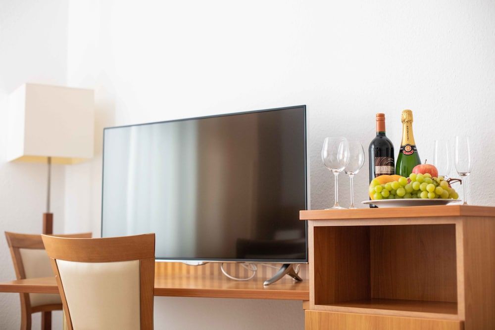 Hotel Graf Zeppelin Family Quadruple Room 9