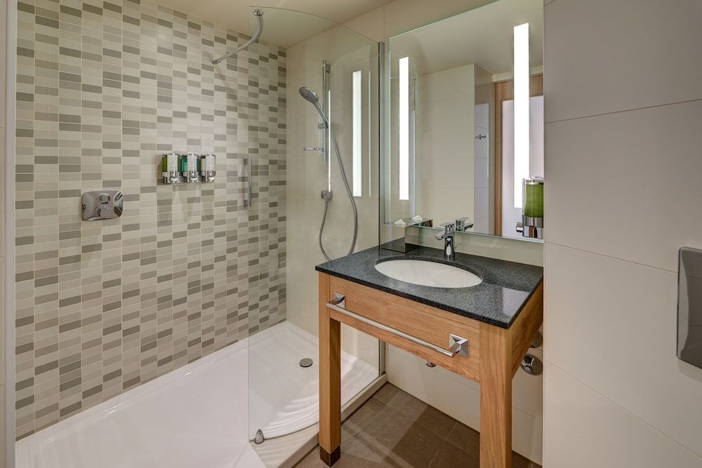 undefined Hampton by Hilton Freiburg 10