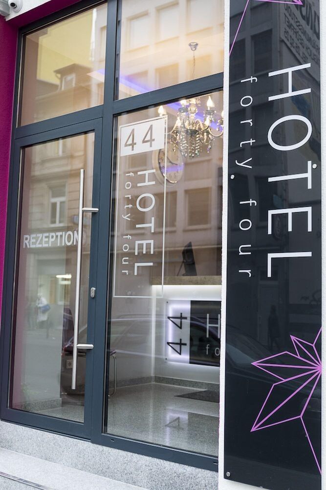 undefined Hotel Forty Four 4