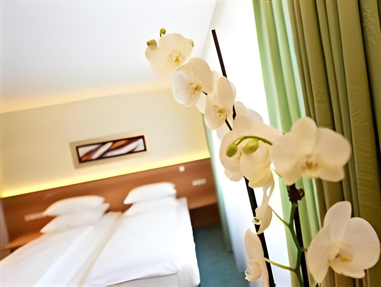 Single Room Business