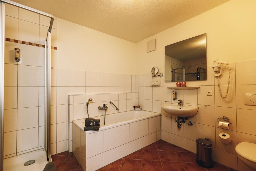 Seehotel Heidehof Family Room 4