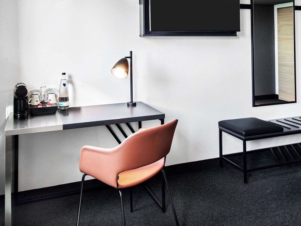 undefined B&B Hotel Frankfurt-Airport 10