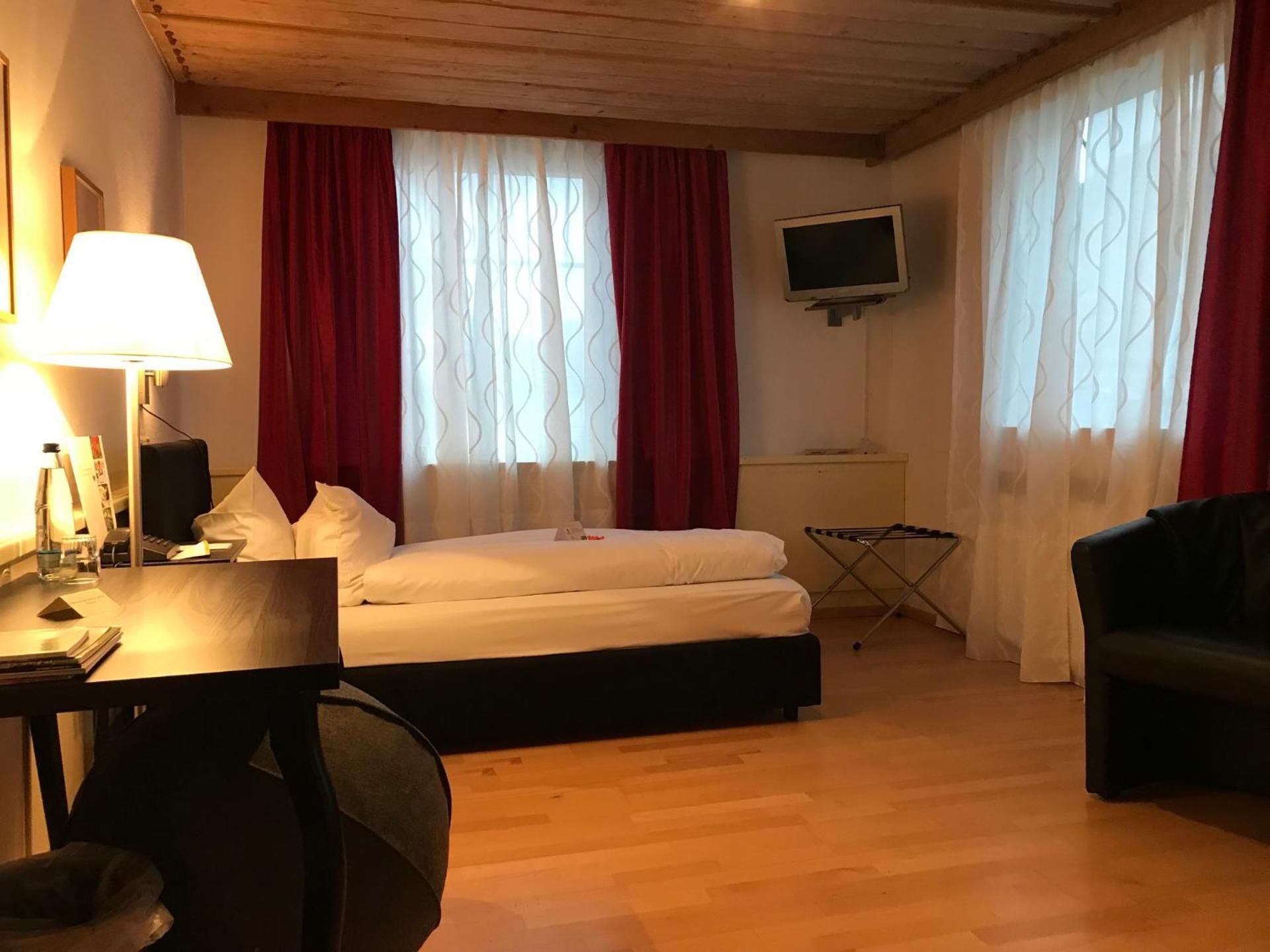 Economy Single Room