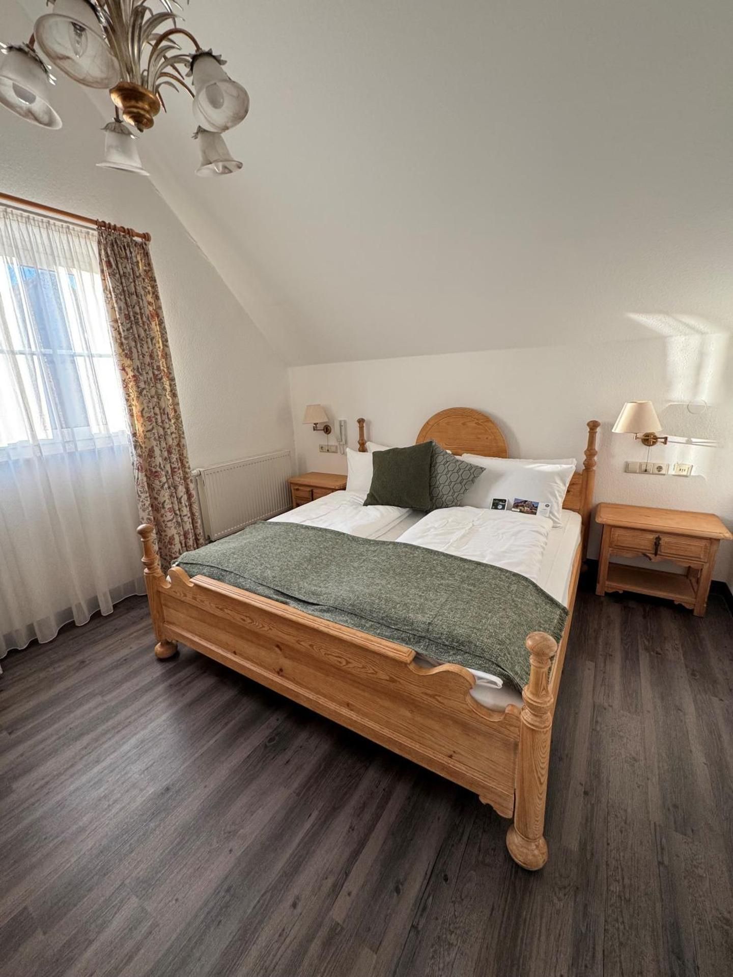 Superior One-Bedroom Apartment