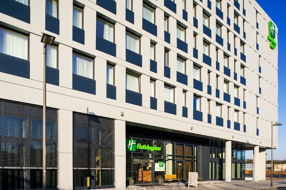 undefined Holiday Inn Frankfurt Airport by IHG 4