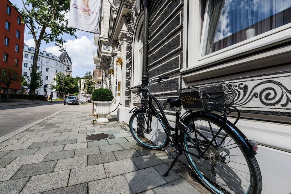 undefined Opera Hotel 7