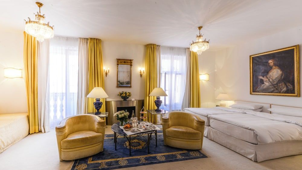 undefined Opera Hotel 4