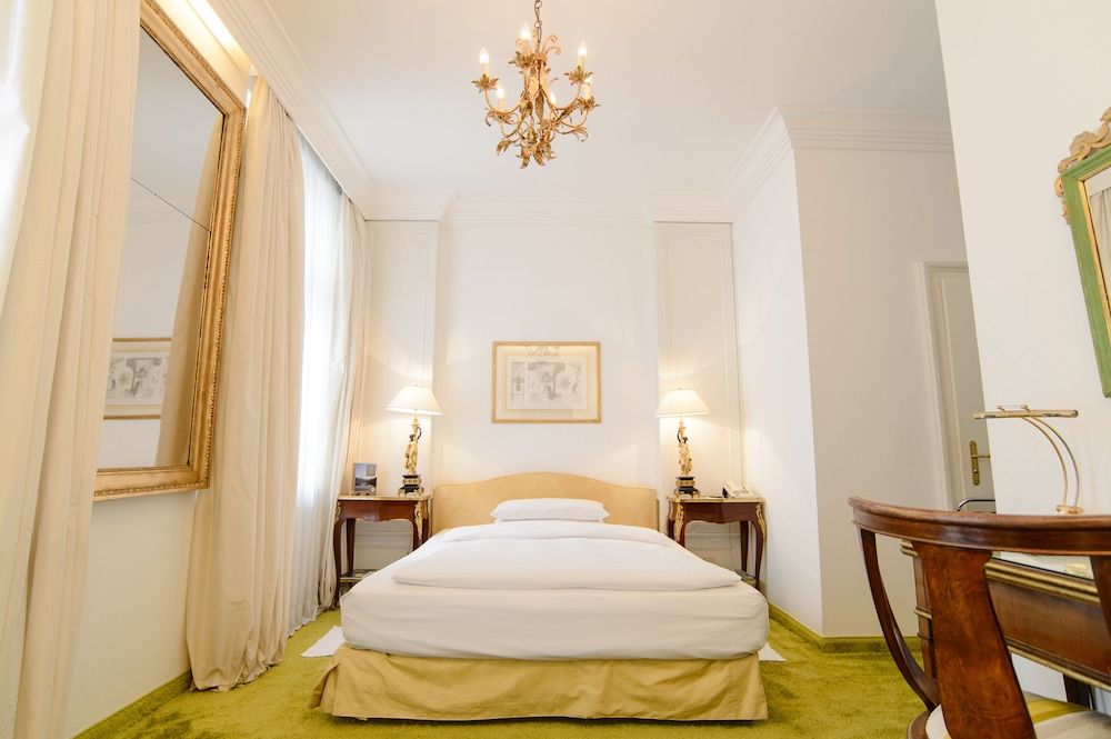 undefined Opera Hotel 3